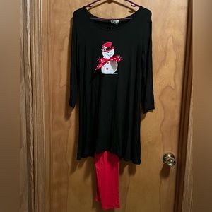 Snowman dress with red leggings. Dress size XL, leggings one size.